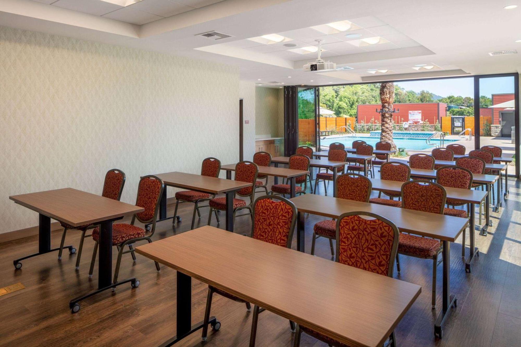 Wyndham Garden Redwood Valley - Ukiah 외부 사진